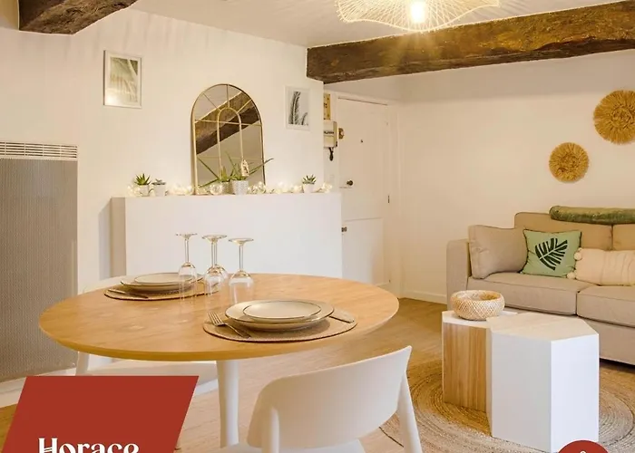 La Casa Amore — Joli Nid Douillet Place St-Sauveur